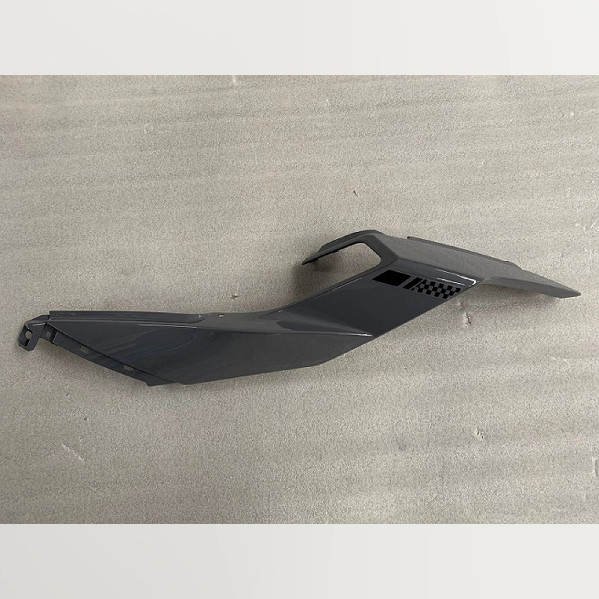 ARORA GP 250 SAĞ YAN KAPAK GRİ #GP250 - 031